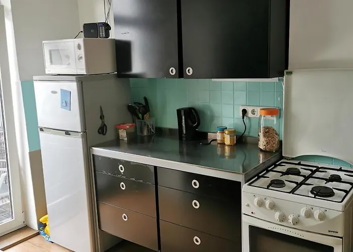 Nettes Schlafzimmer Mit Gemeinschaftsbad In Zentraler Lage Homestay