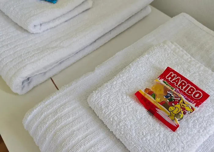 Nettes Schlafzimmer Mit Gemeinschaftsbad In Zentraler Lage Séjour chez l'habitant Brême